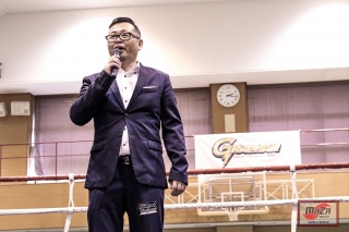 8Y9A6201-5