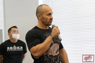 8Y9A8168