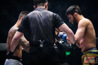 8Y9A2104-30-30