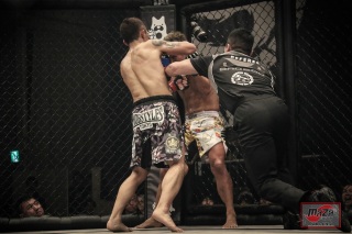 8Y9A3445-63-63